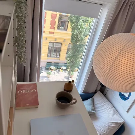 With Loft In Center Apartamento